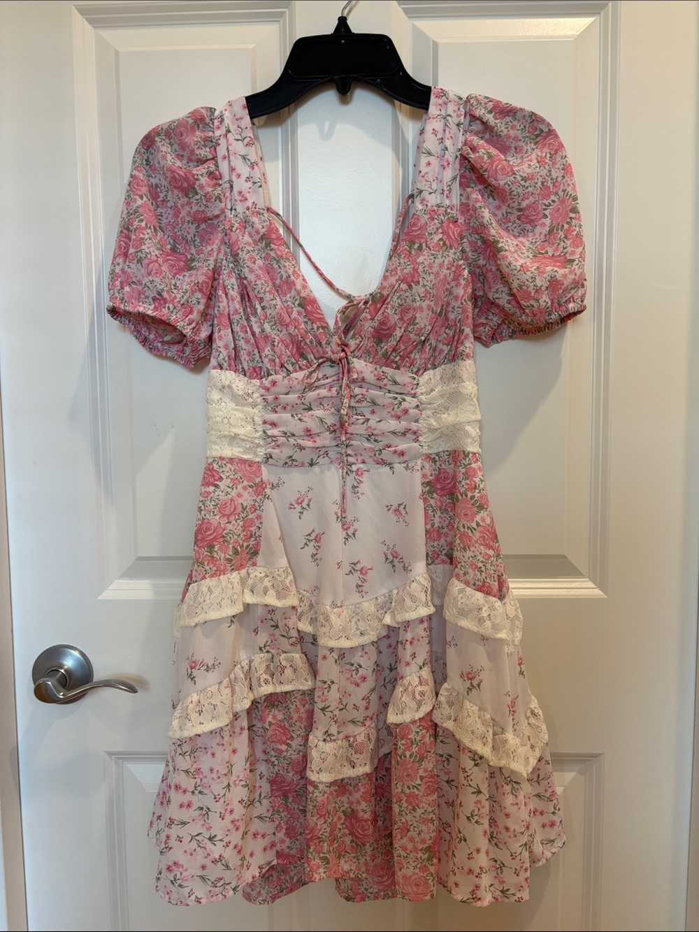Altar’d State Pink Floral Lace Tiered Mini Dress - XS